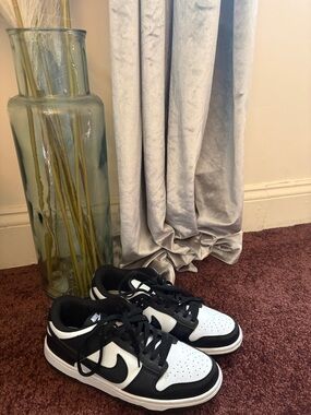 Nike Women’s Black and White Low-Top Sneakers